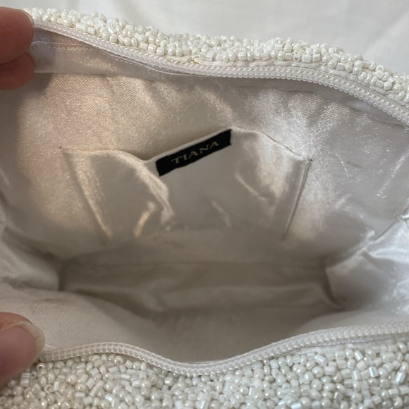 Tiana Beaded White with Gold Star Beaded Bag with Cross Body Strap - Picture 8 of 13